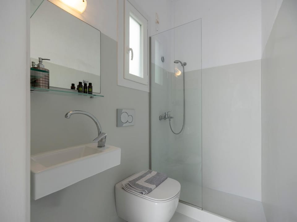 Grozos Rooms Bed and Breakfast in Paros