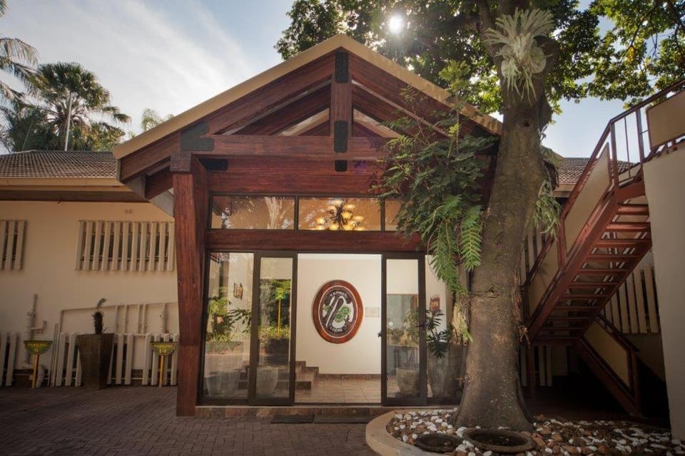 Tamboti Lodge Guest House Bed and Breakfast in South Africa