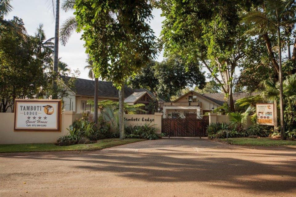 Tamboti Lodge Guest House Bed and Breakfast in South Africa