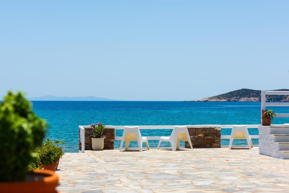 Ammos Sifnos Village Apartment hotel in Milos