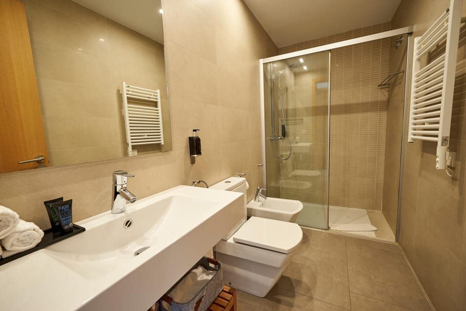 Bathroom, Area and facilities