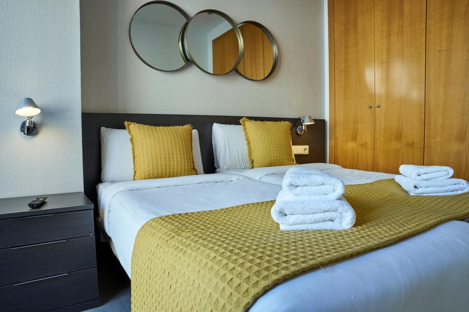 Bedroom, Area and facilities