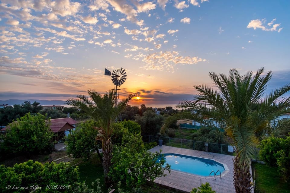Sea view, Swimming pool, Sunset