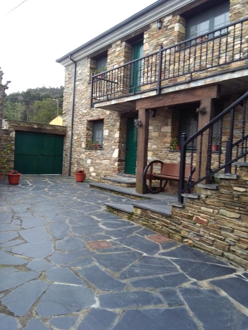 Patio, Facade/entrance, Animals