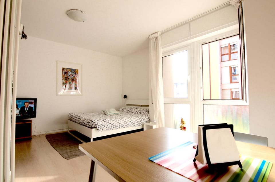 Interno 77 di TSS' - Appartamento soleggiato con Ampie Finestre & Internet Veloce con Fibra - Perfetto per Coppie Apartment in Trentino-South Tyrol