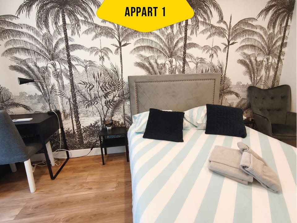 Bed, Bedroom