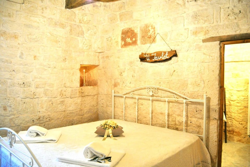 Trulli Sciummo Relais Bed and Breakfast in Province of Taranto