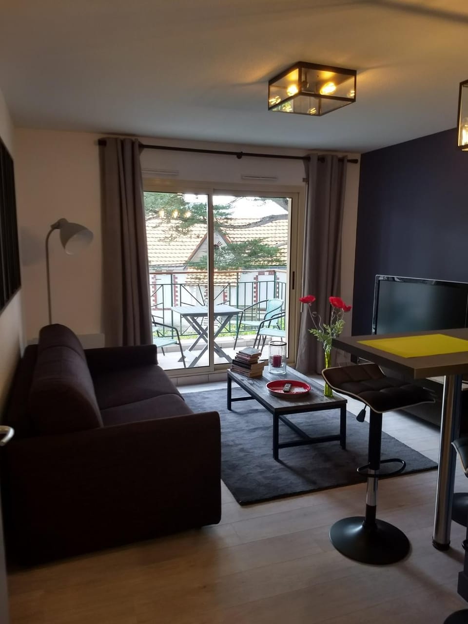 Communal lounge/ TV room