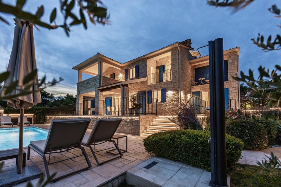 Night, Garden, Garden view, Swimming pool, Swimming pool