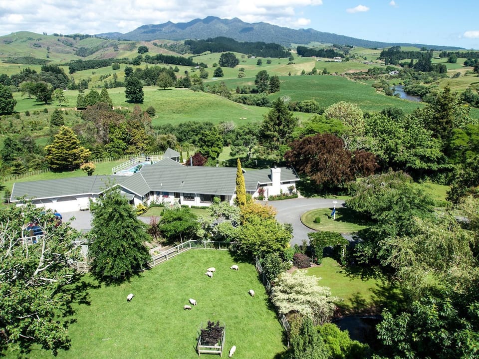 Bird's eye view, Garden view, Mountain view