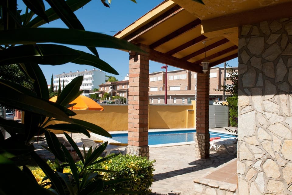 Balcony/Terrace, Swimming pool, Swimming pool