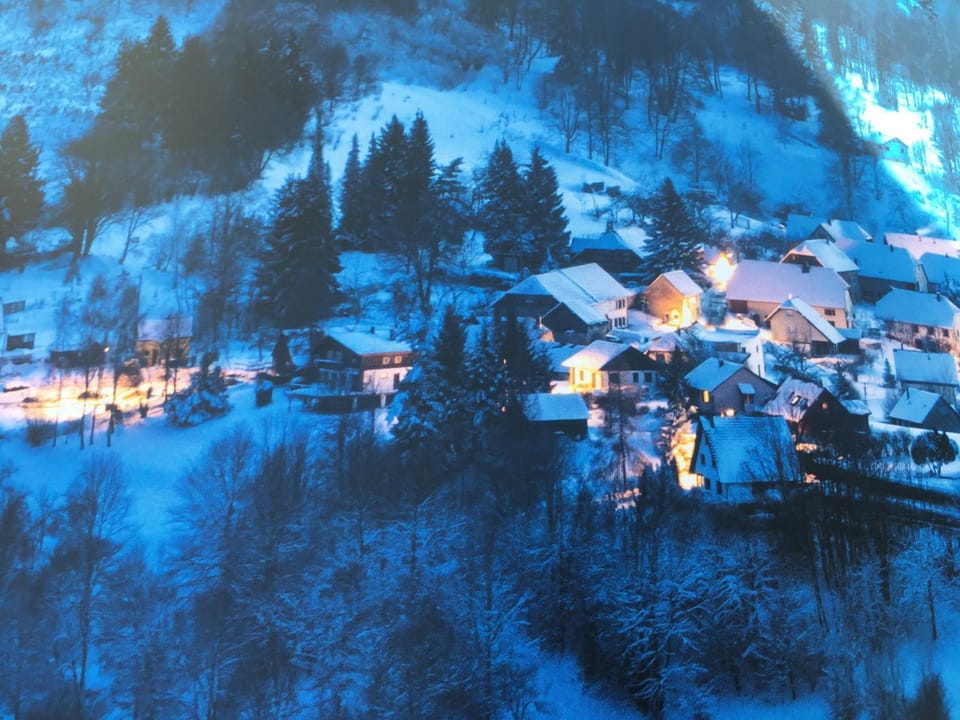 Neighbourhood, Winter