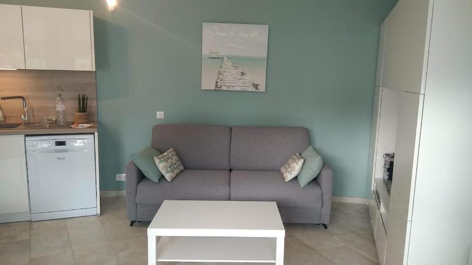 TV and multimedia, Living room, Seating area, Inner courtyard view, pet friendly