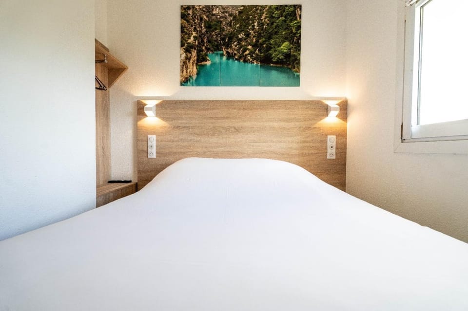 KYRIAD DIRECT BRIGNOLES - Provence Verte Hotel in Brignoles