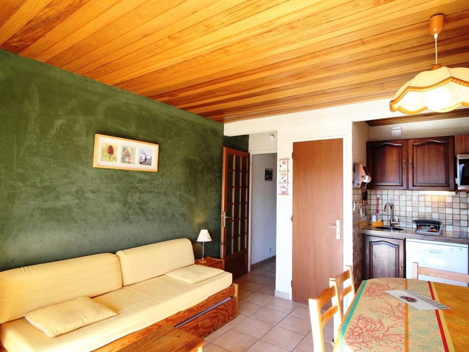Confortable T2 au pied des pistes avec balcon et parking gratuit House in Auris