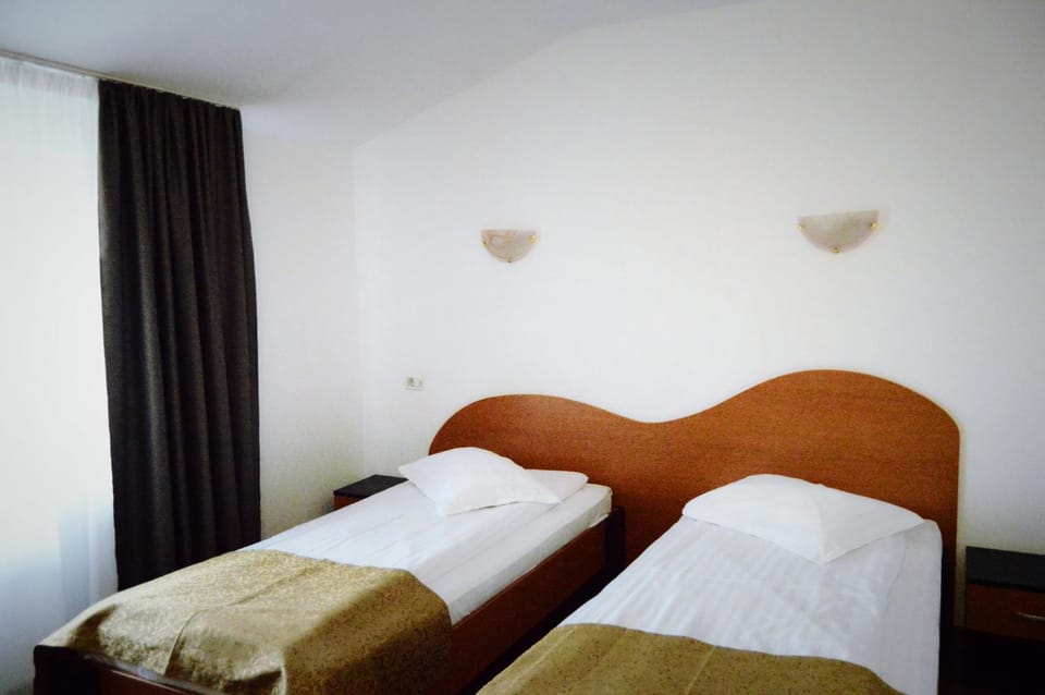 Pension Delia Gardens Bed and Breakfast in Timisoara