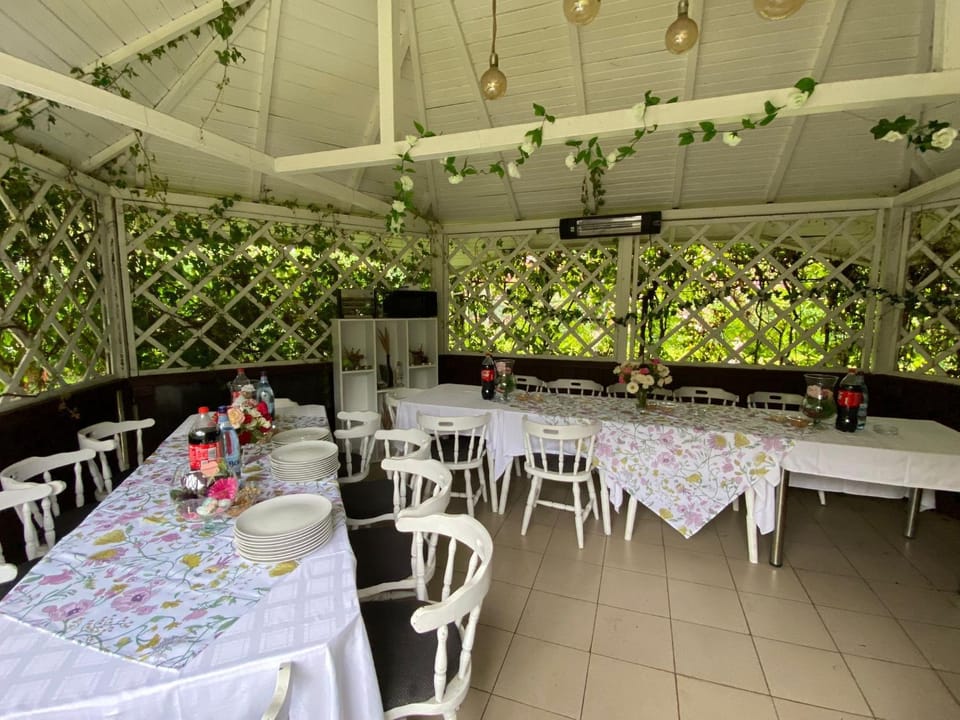 Off site, Garden