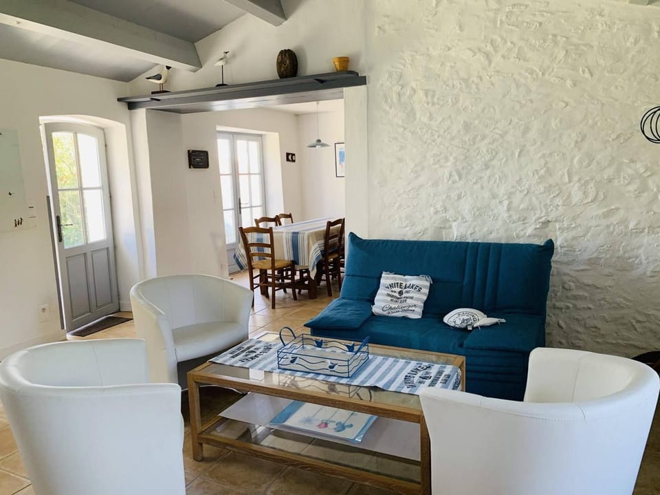 Maison rénovée près plage, 6 couchages, terrasse, BBQ, parking, internet inclus - FR-1-224B-588 House in Noirmoutier-en-l'Île