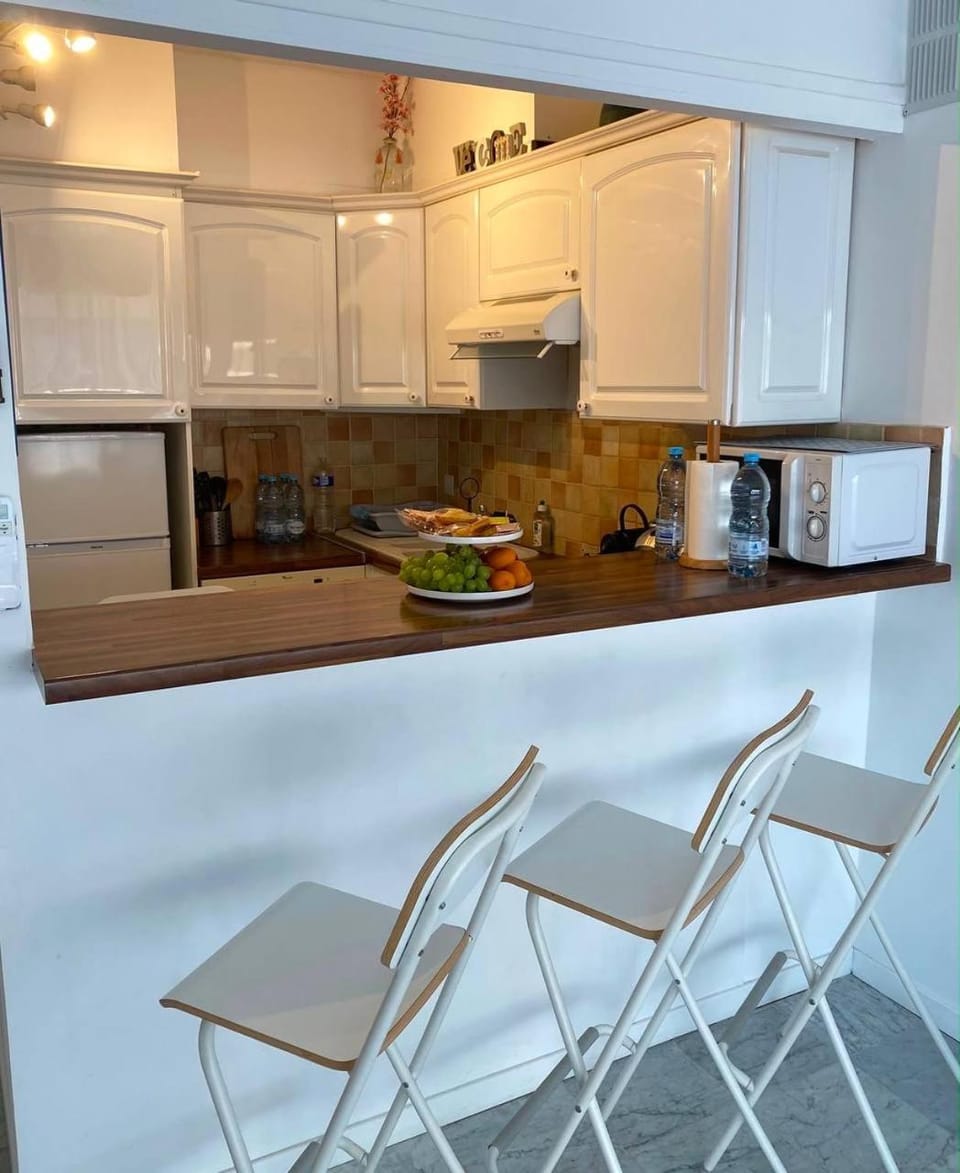 Cannes Apartment 3 mins from the beach Apartment in Cannes
