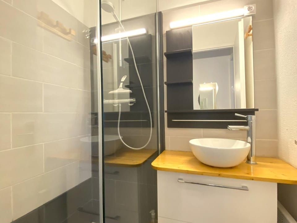 Appartement cosy 2 pièces pour 4 à Morillon 1100, proche pistes - FR-1-815-65 Apartment in Morillon