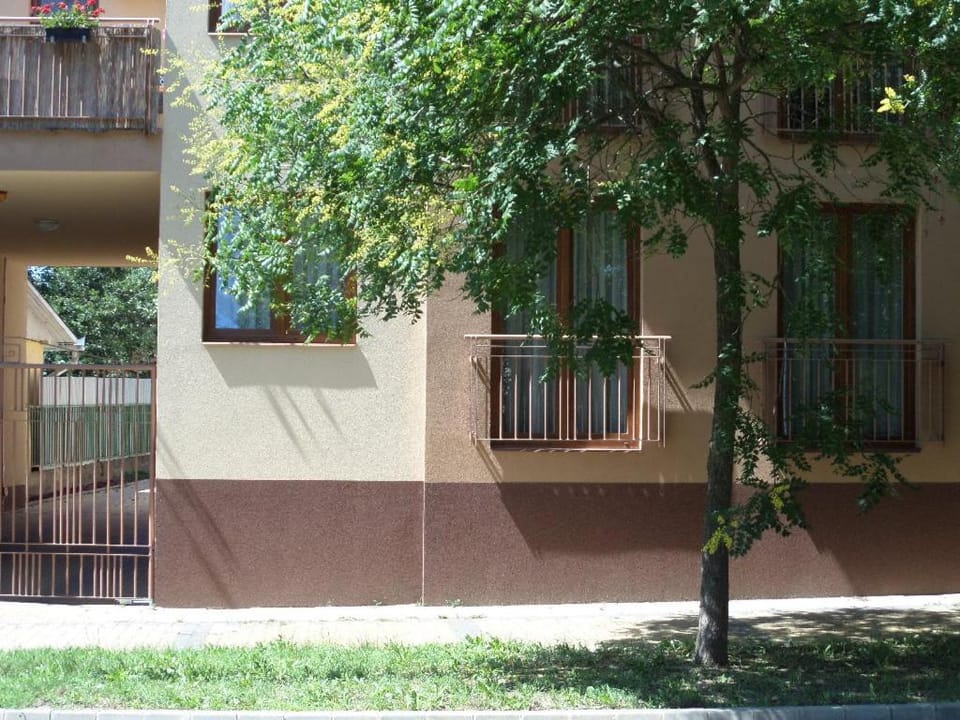 Rex Apartman Apartment in Hungary
