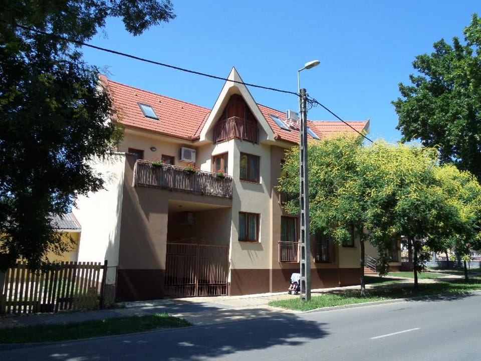Rex Apartman Apartment in Hungary