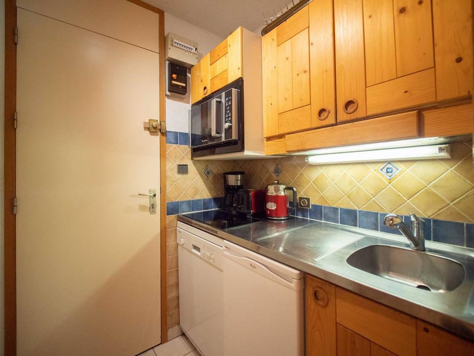 Studio divisible 4 pers, balcon plein sud, parking optionnel - FR-1-291-814 Apartment in Les Avanchers-Valmorel