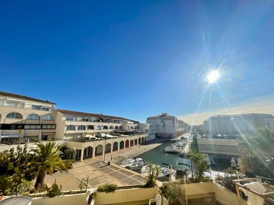 Studio près de la plage avec parking à Sète - FR-1-338-104 Apartment in Occitanie