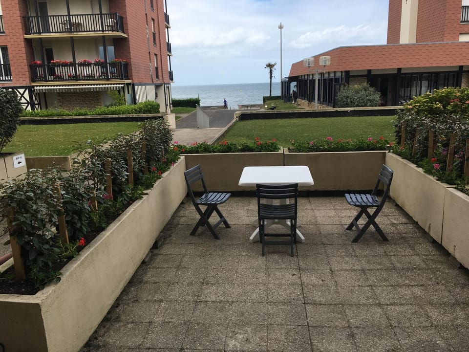 Patio, Sea view