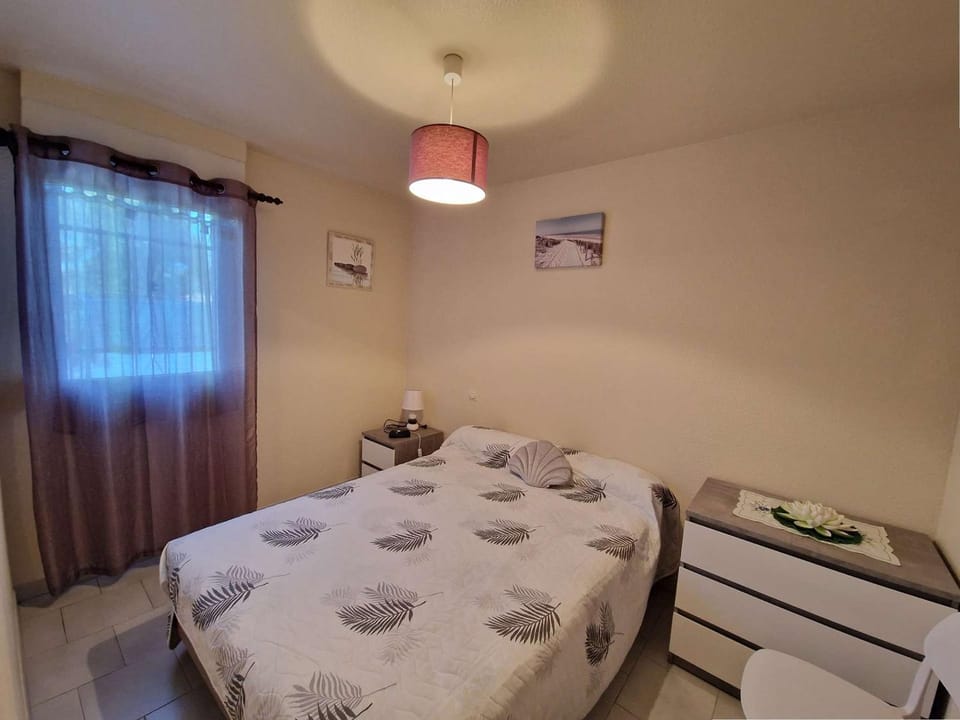 Appartement 2 pièces en rez-de-chaussée proche plage avec parking privé et terrain de pétanque - FR-1-387-109 Apartment in Marseillan
