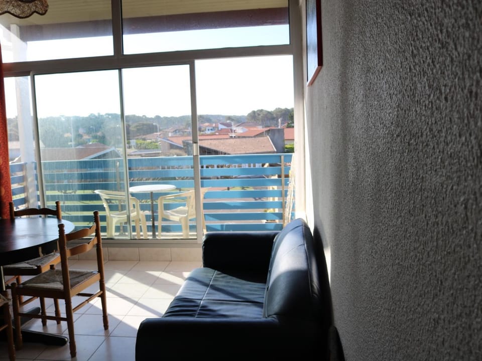 Biscarrosse Plage - Duplex T2 Centre-Ville - Parking - Balcon - Proche Plage - Ménage Inclus - FR-1-319-208 Apartment in Biscarrosse