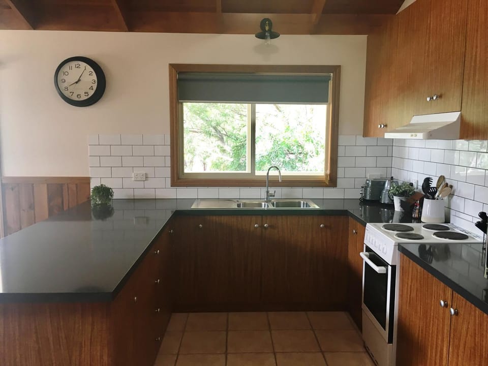 Holiday Heights House in Halls Gap