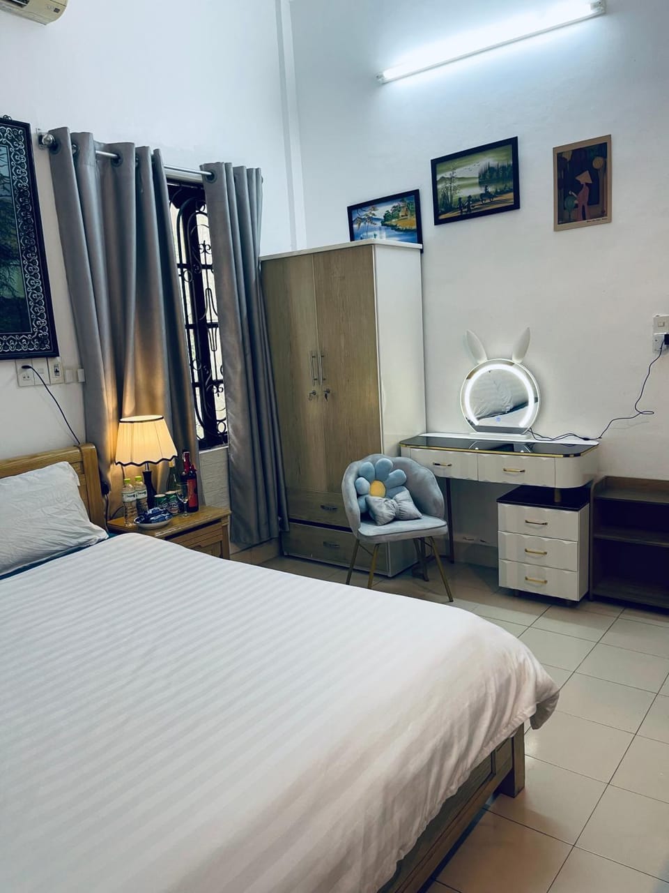 Friendly House Hostel Huế Hostel in Laos