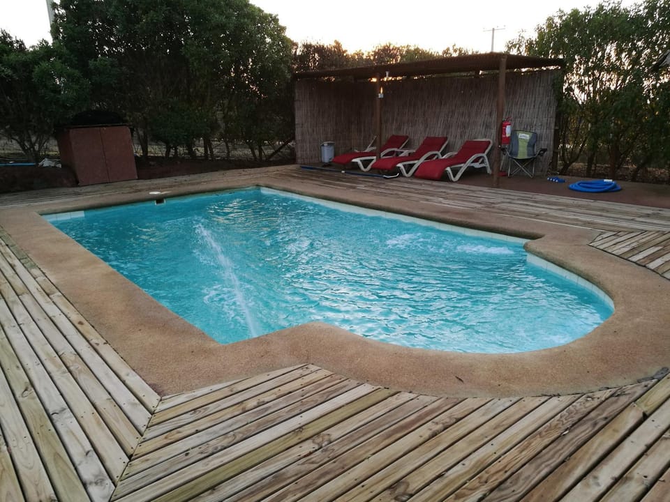 Swimming pool, Swimming pool