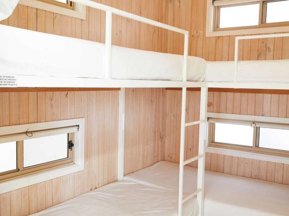 bunk bed