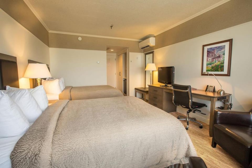 Hôtel le Manoir Baie-Comeau Hotel in Baie-Comeau