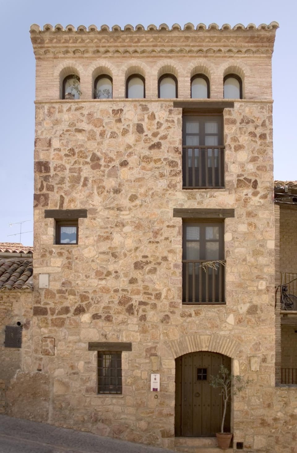 Property building, Facade/entrance, Facade/entrance