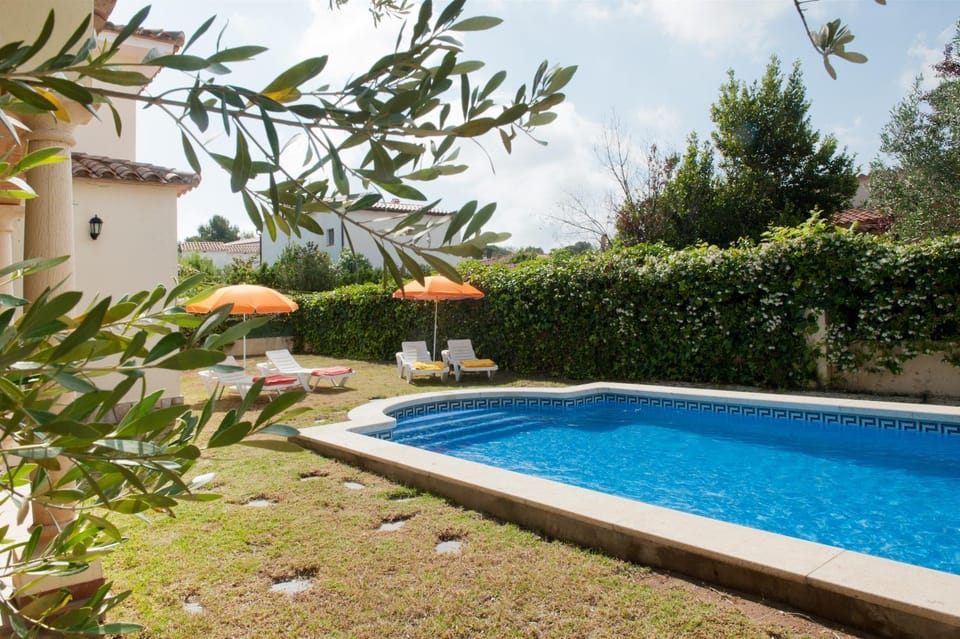 Garden, Balcony/Terrace, Swimming pool