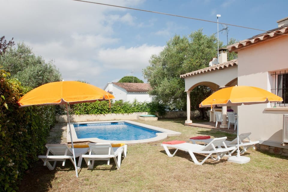 Garden, Swimming pool
