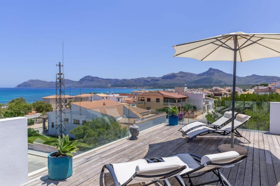 Balcony/Terrace, Sea view, Street view