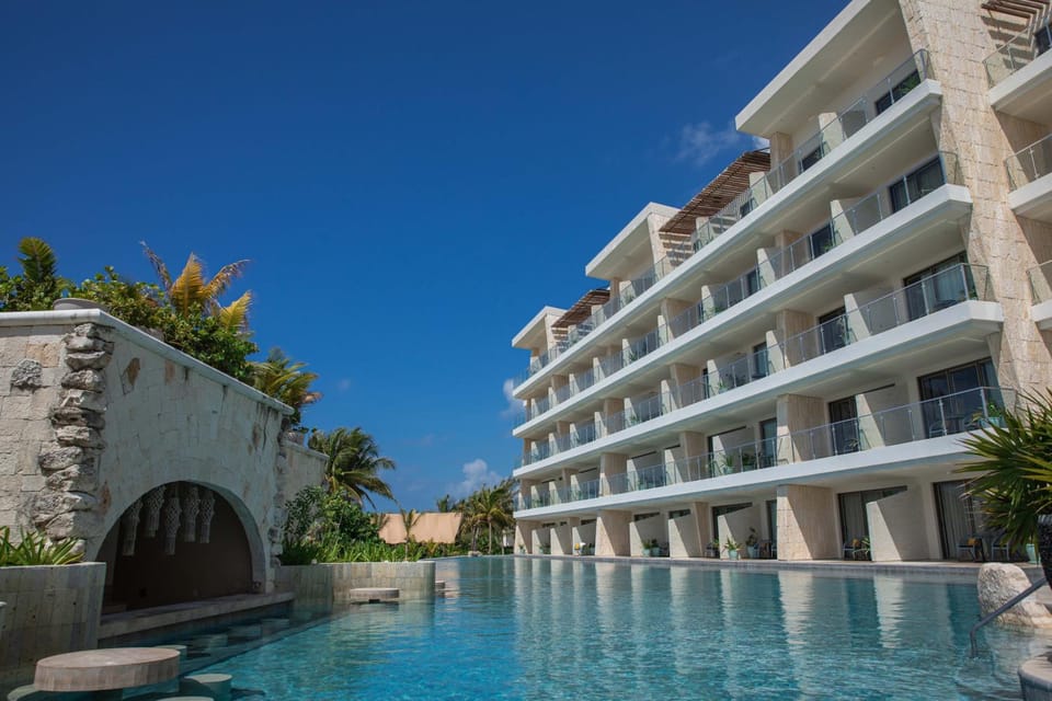 Pool view, Swimming pool