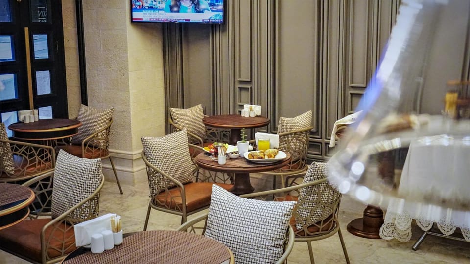 Restaurant/places to eat, Breakfast