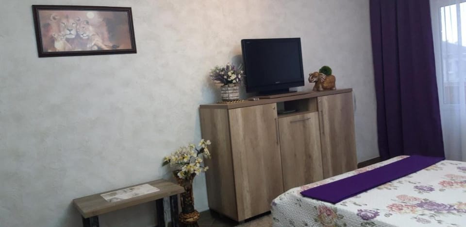 Apartment on Kamyanetskaya street Apartment in Ukraine