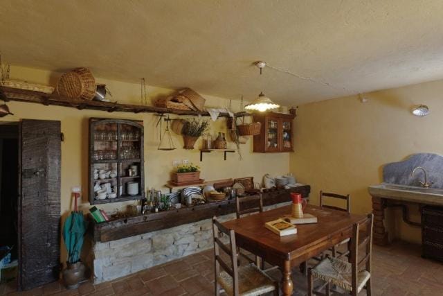 Kitchen or kitchenette, Dining area, Dinner