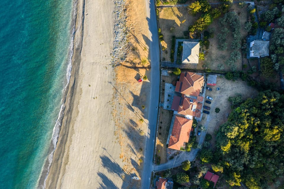 Property building, Balcony/Terrace, Sea view, Parking
