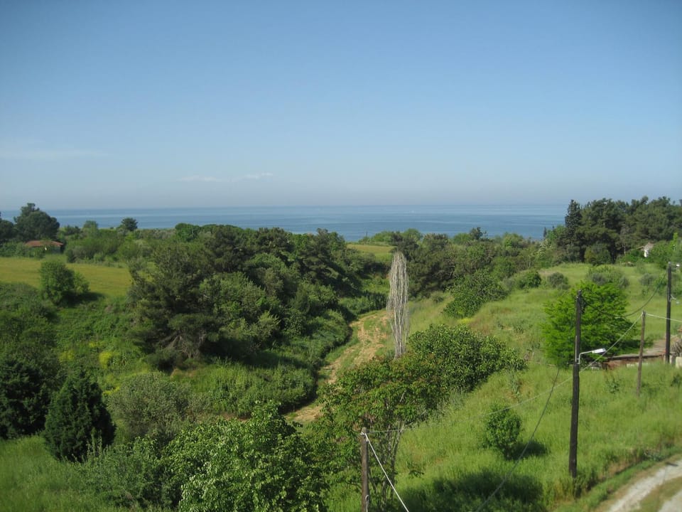 Natural landscape, Bird's eye view, Fishing, Tennis court, Hiking, Cycling, Sea view