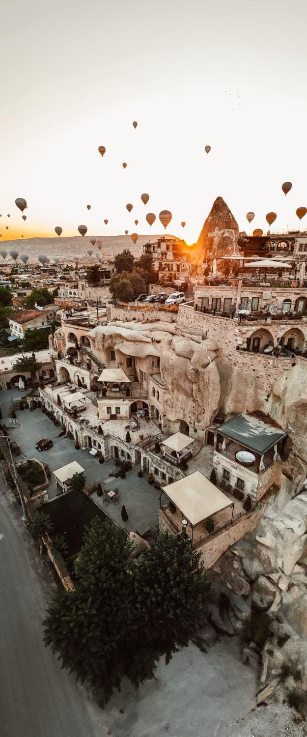 Off site, Activities, Bird's eye view