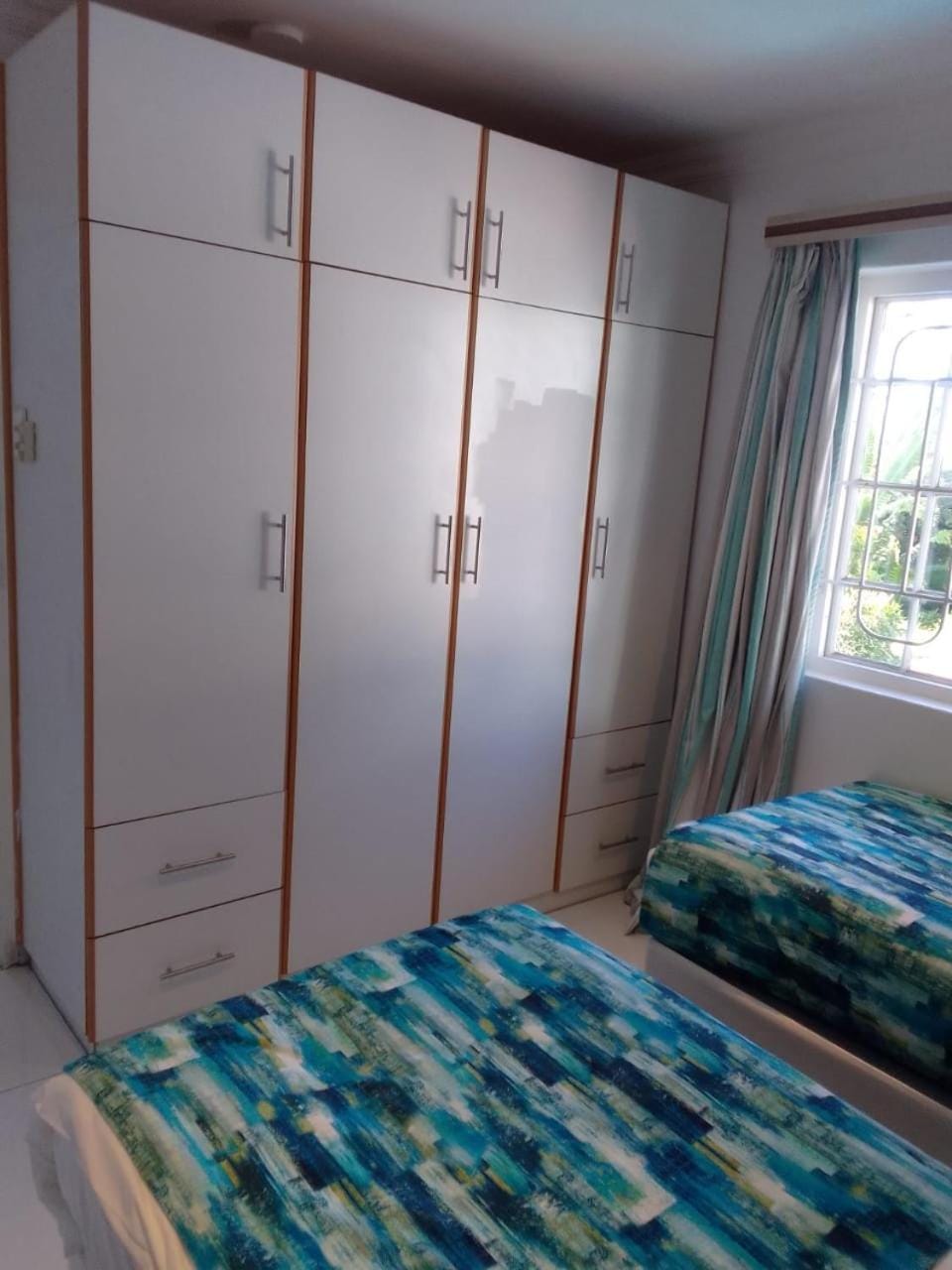Blue Waves Lodge Bed and Breakfast in Umhlanga