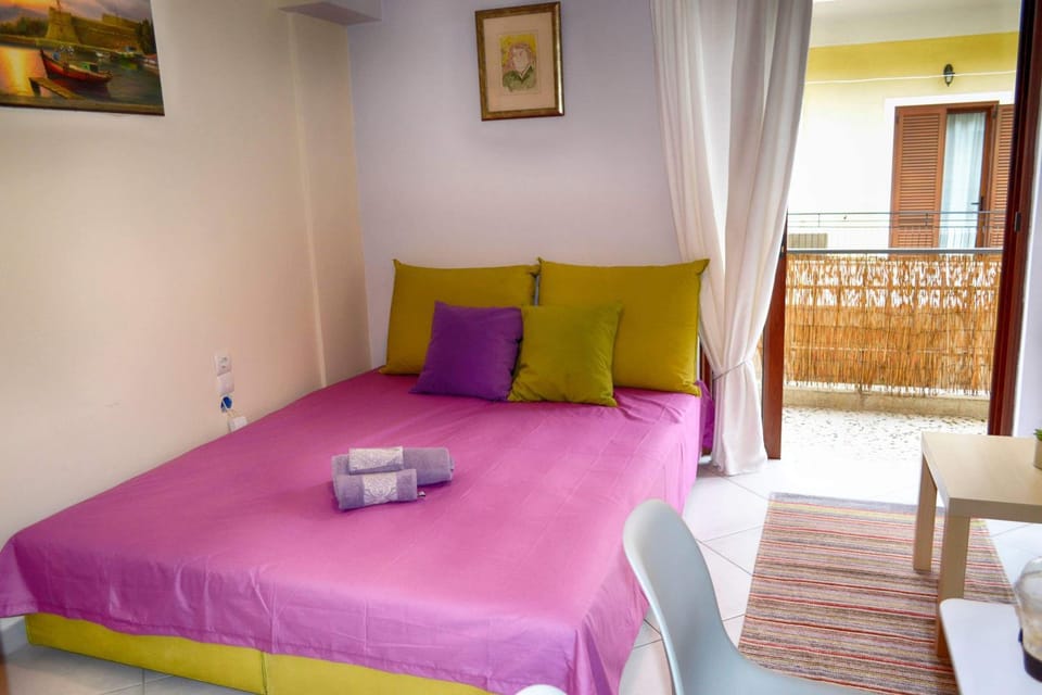 CENTRAL guest room Inn in Peloponnese, Western Greece and the Ionian