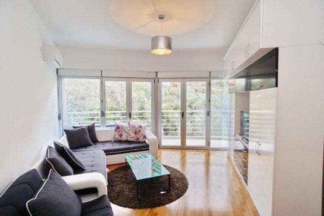 Balcony/Terrace, Living room